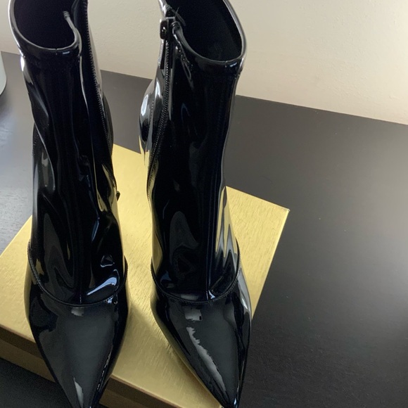 Jessica Simpson Lyren Bootie - Picture 10 of 10